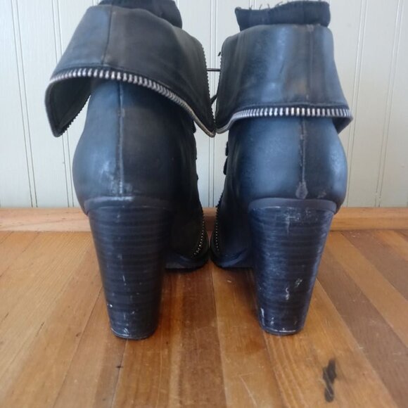 Charlotte Russe Grey Ankle Boots - Picture 6 of 6